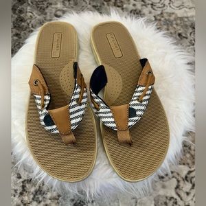 Sperry Topsider Women’s Sandals Sz 9